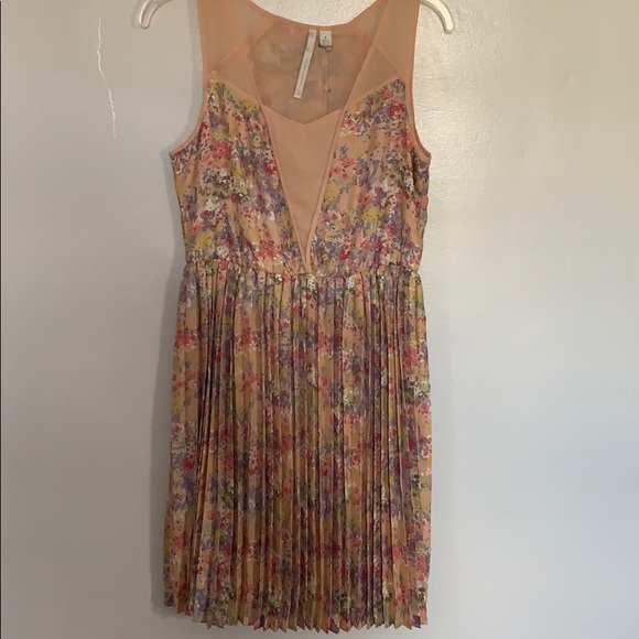 LC Lauren Conrad Dresses & Skirts - NWT pleated dress